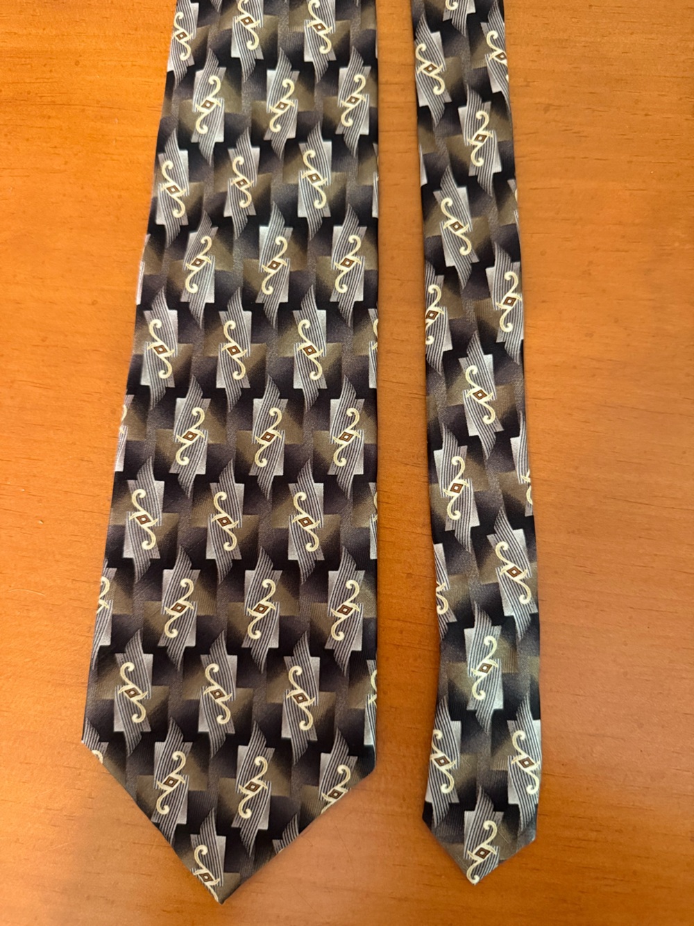 Classic Black & Gray Patterned Men's Neck Tie - made in USA 100%silk